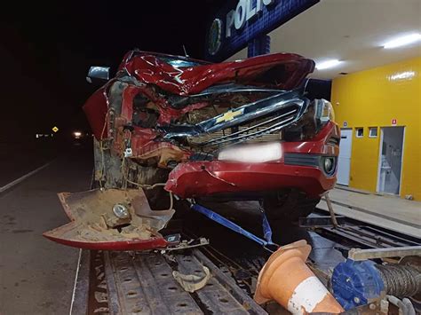 Acidente Na Br Envolvendo Carro De Oeiras Deixa Duas Pessoas Mortas