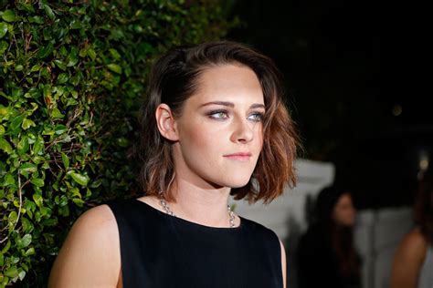 Kristen Stewart Se Nega A Definir Sua Sexualidade Não Me Apego A