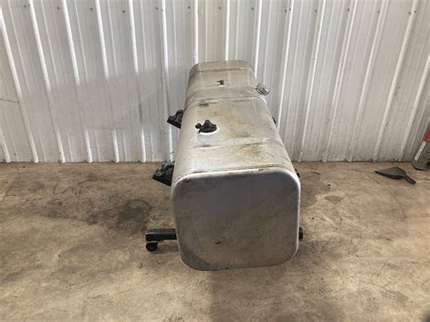 03 060011005 Freightliner M2 106 Fuel Tank For Sale