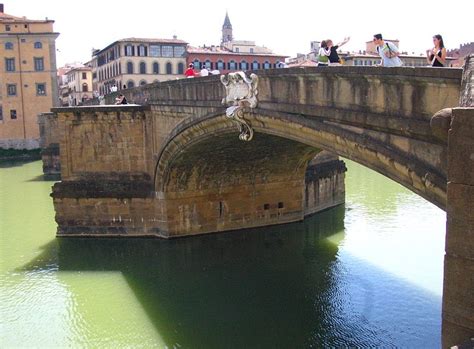 Ponte Santa Trínita - Florence Art & Culture App