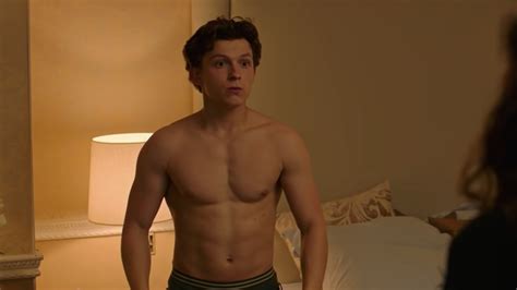 Its ‘possible Tom Holland Shows Up In Spider Man Across The Spider Verse Per The Producer