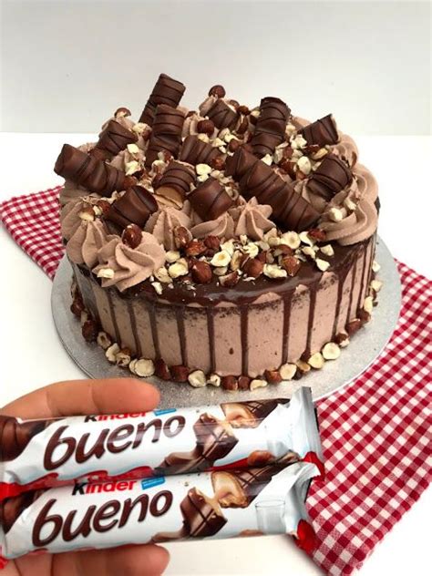 Gruensteinkitchen Kinder Bueno Haselnusstorte Kuchen Und Torten