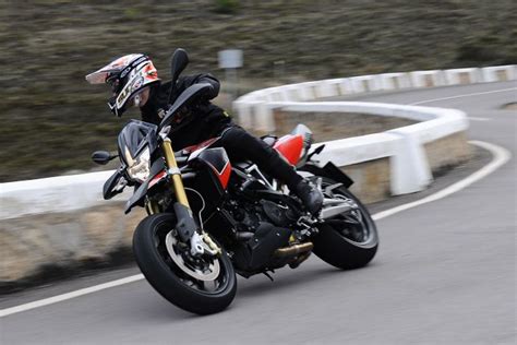 Aprilia Dorsoduro 1200 ABS ATC Test Gebrauchte Bilder Technische Daten