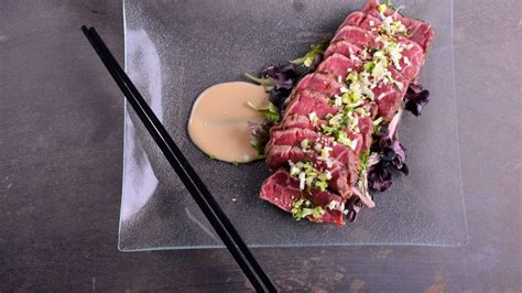 Tataki De Solomillo Con Salsa De Cacahuete Hung Fai Chiu Chi Receta