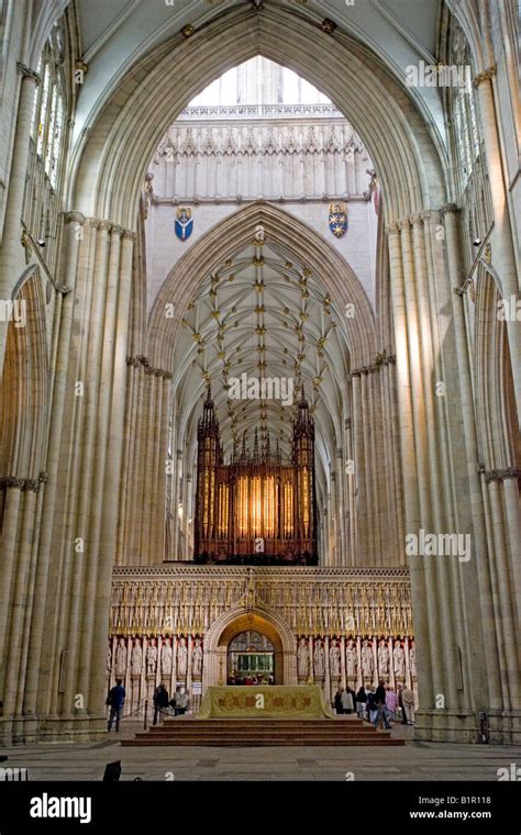 Inside Minster Hi Res Stock Photography And Images Alamy