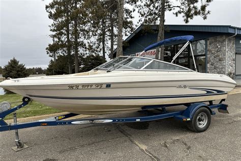 2000 Sea Ray 185 Runabout For Sale YachtWorld