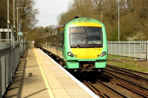 171401 Eridge Southern Class 171 Unit No 171401 Arrives Flickr