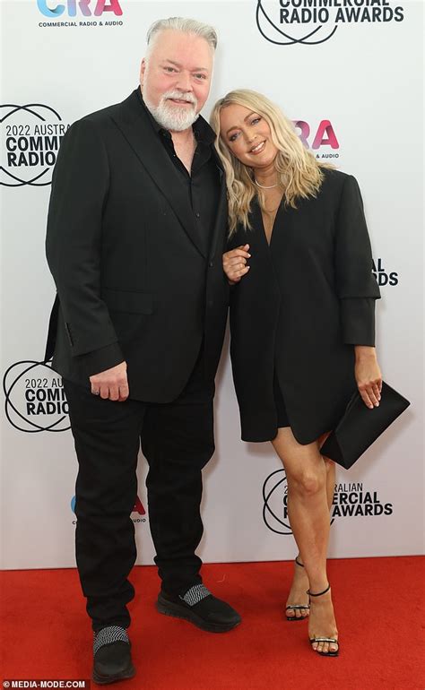 Jackie O Henderson Strips Down To A Bikini Top And Shows Off Her Killer Curves As She Enjoys A