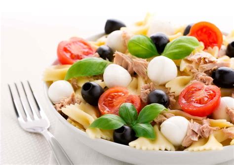 Insalata Di Pasta Alla Mediterranea Un Primo Piatto Fresco E Veloce