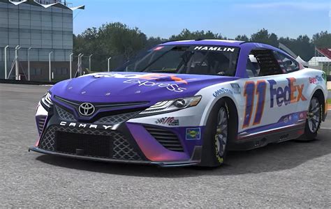 NASCAR Returns To Real Racing 3 In New Update Nissan Z Also Included