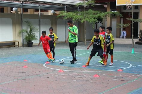 Proposal Kegiatan Futsal Sekolah Contoh Proposal Kegiatan Class Meeting Terbaru Mamikos Info