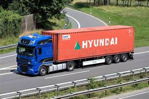 Truck with Hyundai Container Editorial Photo - Image of road ...