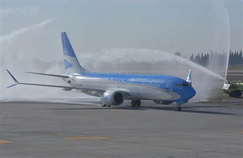 Fotos Y Videos Mendoza Recibió El Nuevo Boeing 737 Max 8 De Aerolíneas