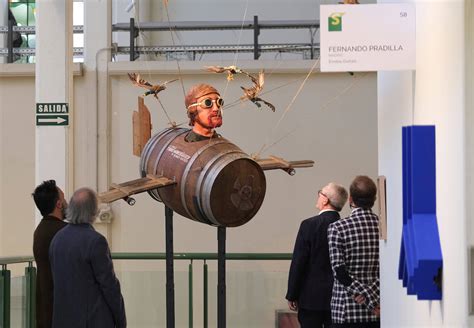 Fotos El Arte De Sculto En La Plaza De Logro O La Rioja