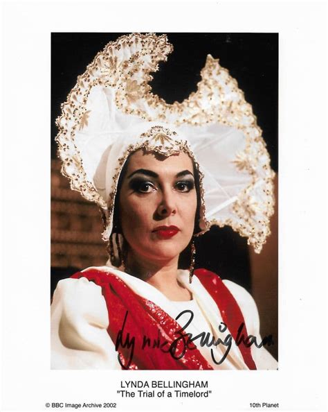 Lynda Bellingham DOCTOR WHO - Genuine Signed Autograph 11389