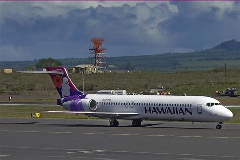 Hawaiian Airlines Cuts Percent Of Domestic International Service