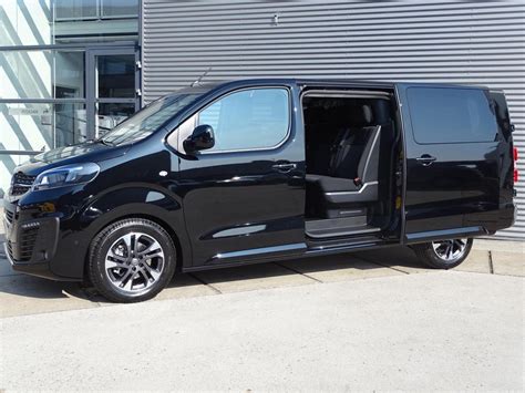 Opel Vivaro 2 0D 177pk Dubbelcabine Automaat De Bedrijfswagenadviseurs