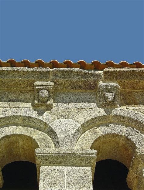 Domus Municipalis Bragança Portugal