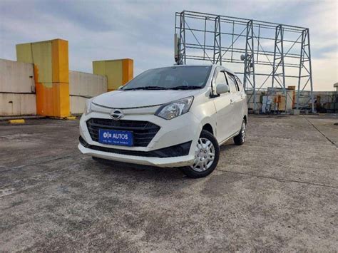 OLX AUTOS TDP 5 JT Daihatsu Sigra 1 2 X Bensin AT Abu 2017 Mobil