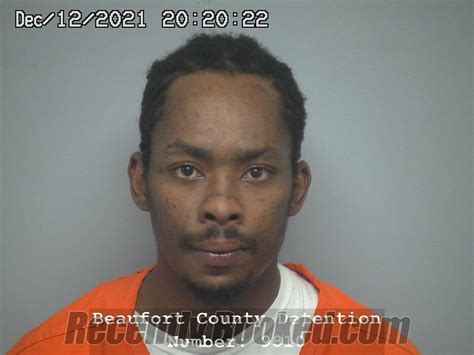 Recent Booking Mugshot For Daniel Alexander Lawrence In Beaufort