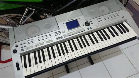 Keyboard Yamaha Psr S Flashdisk Musik Media Alat Di Carousell