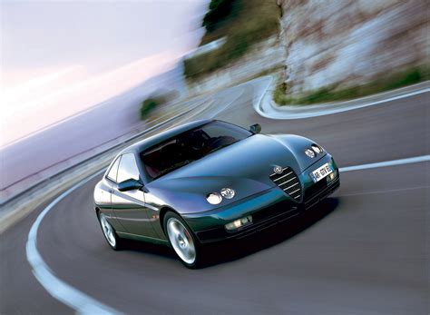 2003 Alfa Romeo GTV HD Pictures Carsinvasion