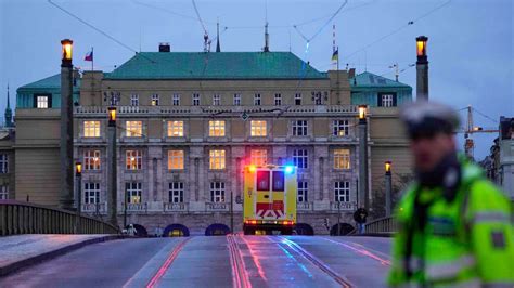 Tote Nach Amoklauf An Universit T In Prag Das Ist Ber Den