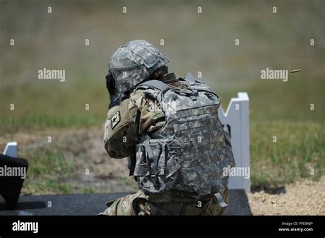 M16a2 M16 Hi Res Stock Photography And Images Alamy