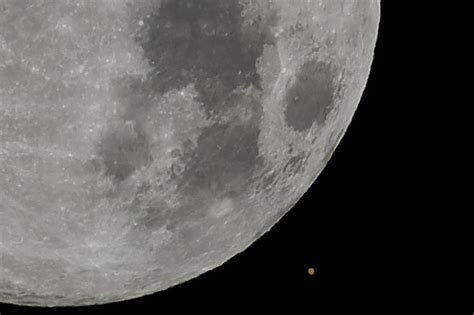 Stunning Image Of Mars Peeking Out From Behind Moon Taken From Us Back