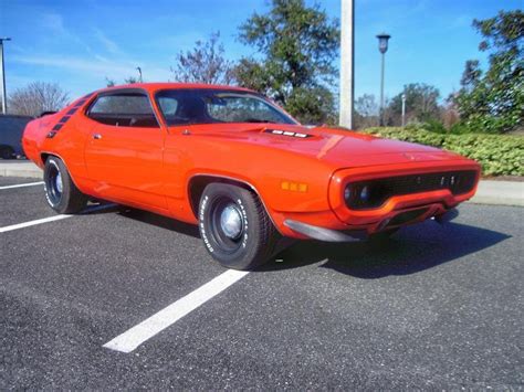 Cars 1971 Plymouth Road Runner 383 Hemi