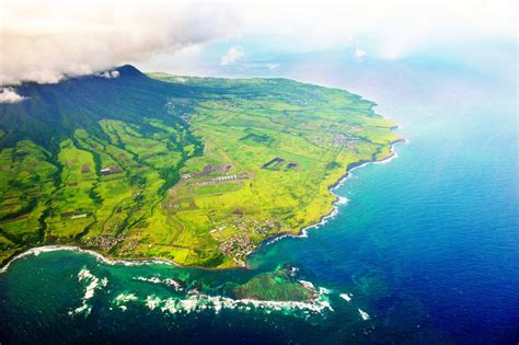 WORLD’S FIRST SUSTAINABLE ISLAND STATE - St Kitts & Nevis