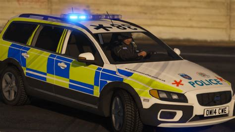 Thames Valley Police 2014 Volvo XC70 ARV - GTA5-Mods.com