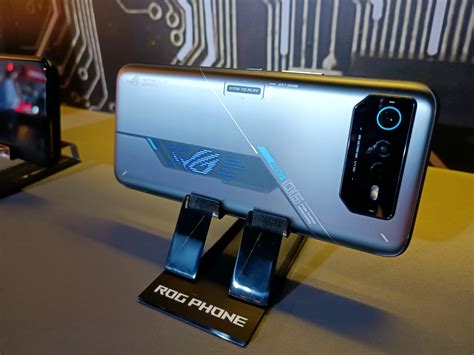 華碩 Rog Phone 6d 系列登場！「蝙蝠俠版」全台限量 800 台 上報 生活