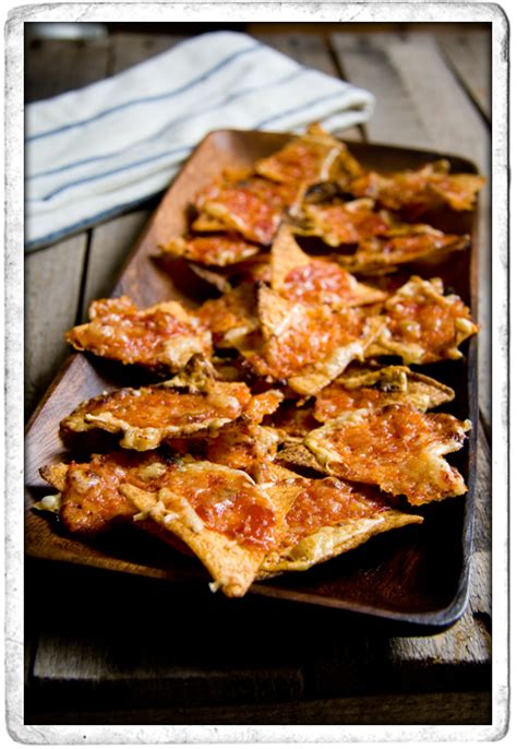 Tesses Cheesy Salsa Baked Tortilla Chips We Love Cooking