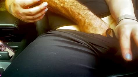 Milf With Giant Clit Has Massive Orgasm In Car XNXX