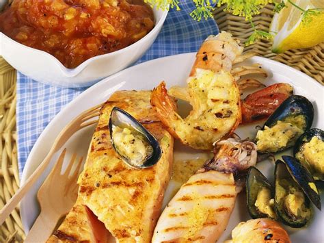 Fisch und Meeresfrüchte grillen Rezept EAT SMARTER