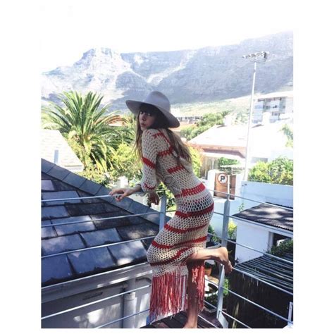 Hot Sexy Diane Birch Bikini Pics