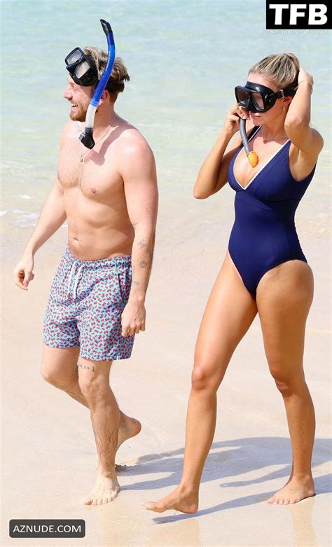 Zara McDermott Sexy In A Hot Swimsuit Seen With Sam Thompson Enjoying Their Holiday At The Beach