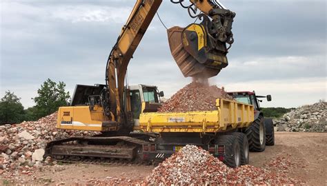 Mb Crusher Facilita Instrucciones De Uso Para Trabajar En La Obra Con