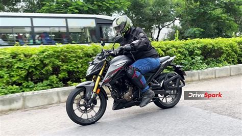 Honda Cb300f First Ride Review Riding Impressions Specs Features