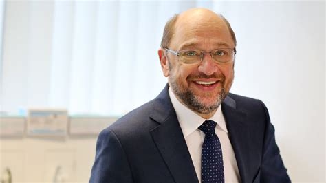 Schulz Wieder Auf Wahlkampftour In Leipzig Bild De