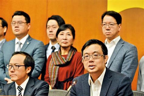 民主派議員擬調查ugl流會未討論 新傳網