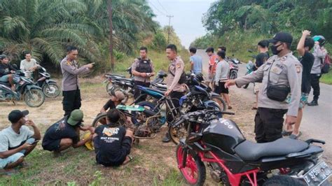 Patroli Kamtibmas Di Bulan Ramadan Kapolsek Belitang Imbau Remaja