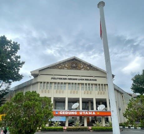 PNL Kembali Tempati Peringkat 2 Politeknik Terbaik Di Indonesia Versi