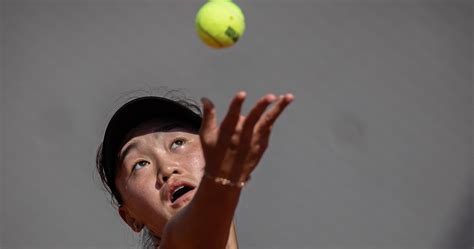 Wang Knocks Out Semenistaja To Reach Last Eight Tennis Majors