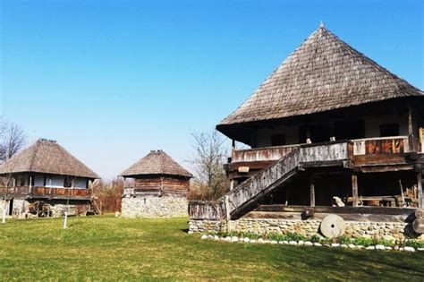 15 Locuri de Vizitat in Oltenia 2026 - Obiective Turistice