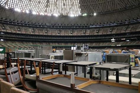 Photos Inside Look At Whats Left In The Astrodome