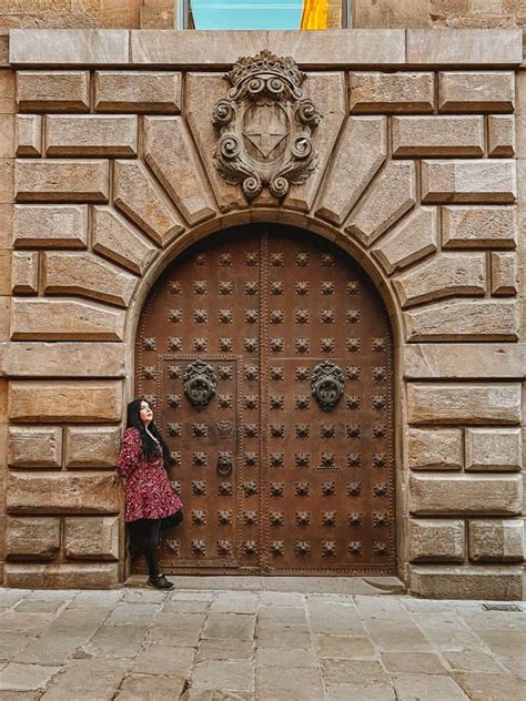 Secrets Of Pont Del Bisbe Barcelona Gothic Quarters Bishops Bridge