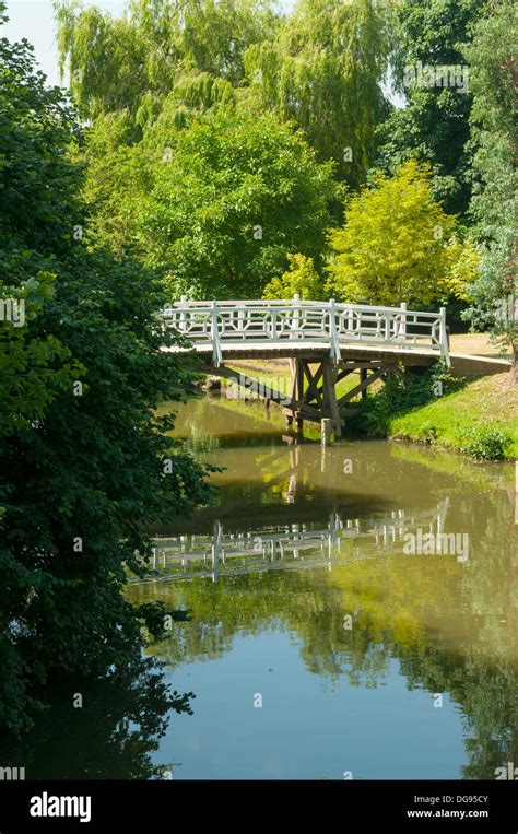 To The River Cherwell Hi Res Stock Photography And Images Alamy