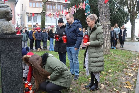 Obilježena 65 godišnjica smrti Marije Jurić Zagorke Radio Vrbovec 94